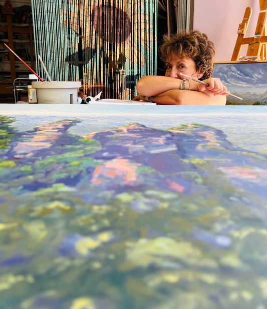 Hello and welcome to my online studio