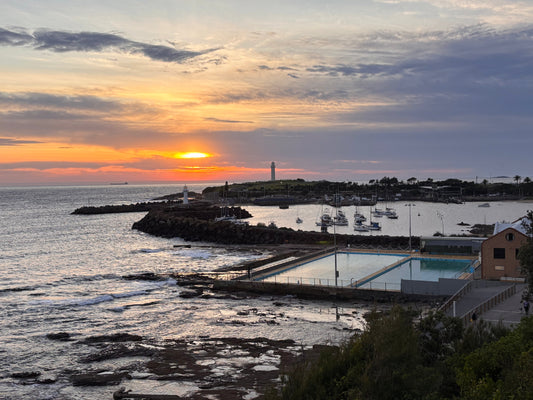 My Essential Travel-Light Art Kit - Sketching impressions of Wollongong